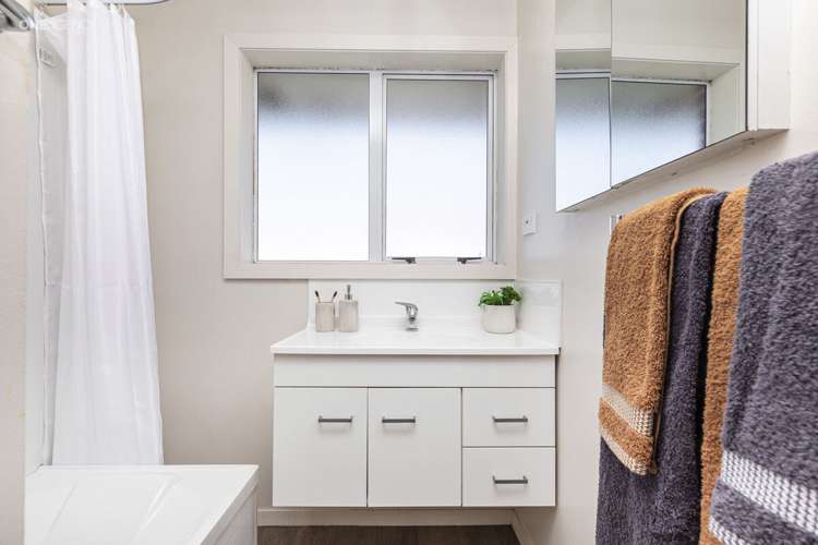 25 Fenhall Street Russley_17