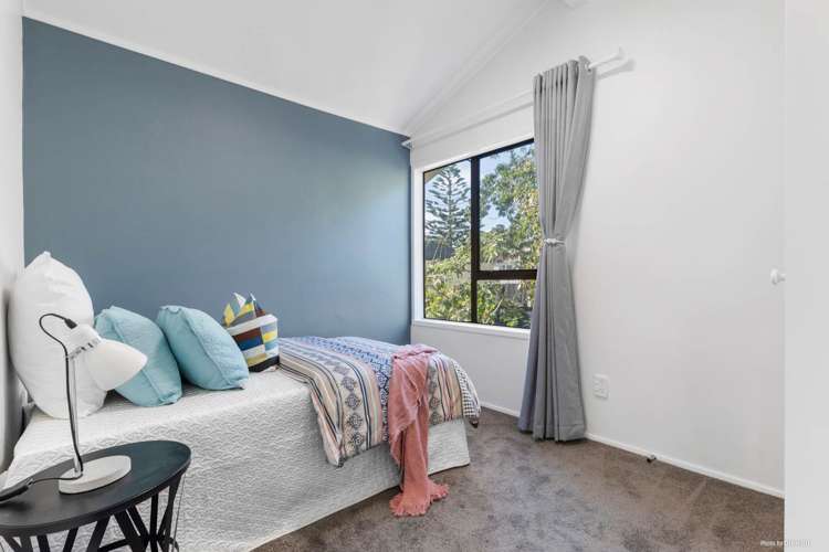 1/45 Valley View Road Glenfield_7