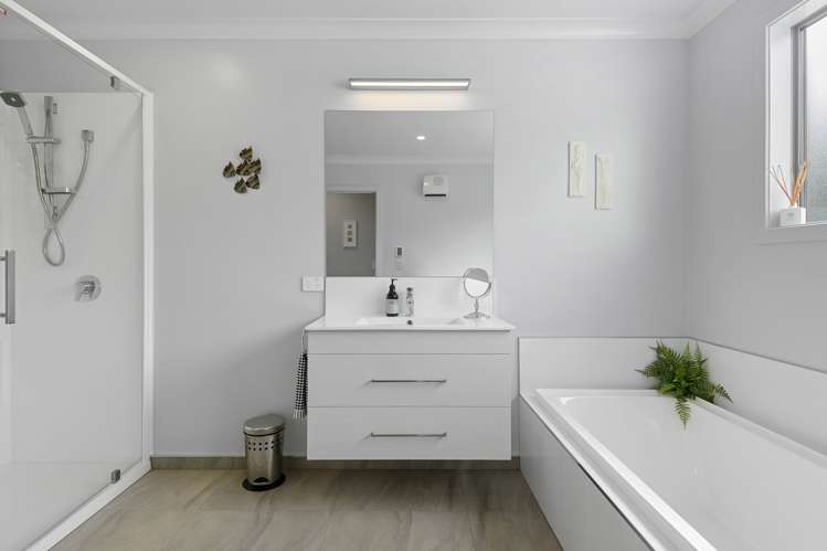 4 Aubrey Lane Cracroft_16