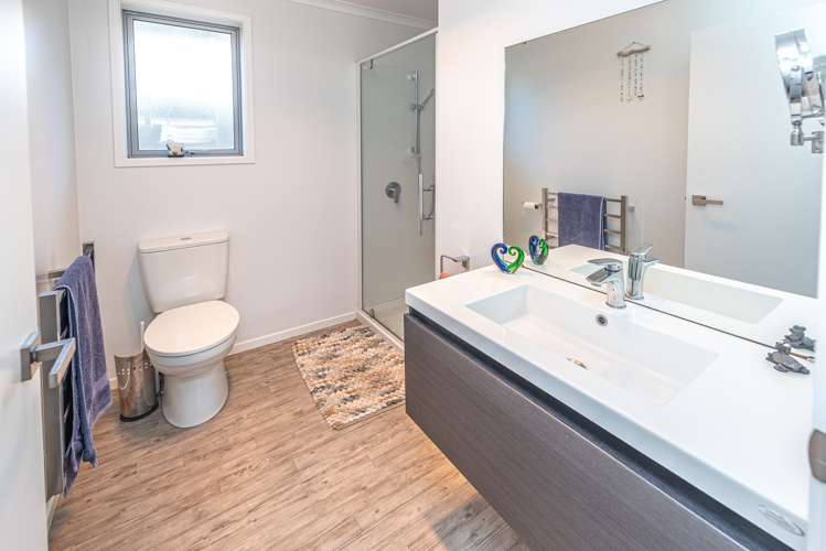 55 Magnolia Crescent Tawhero_9