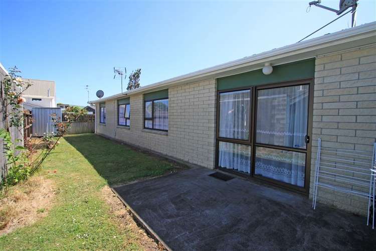 211 Parklands Avenue Bell Block_17