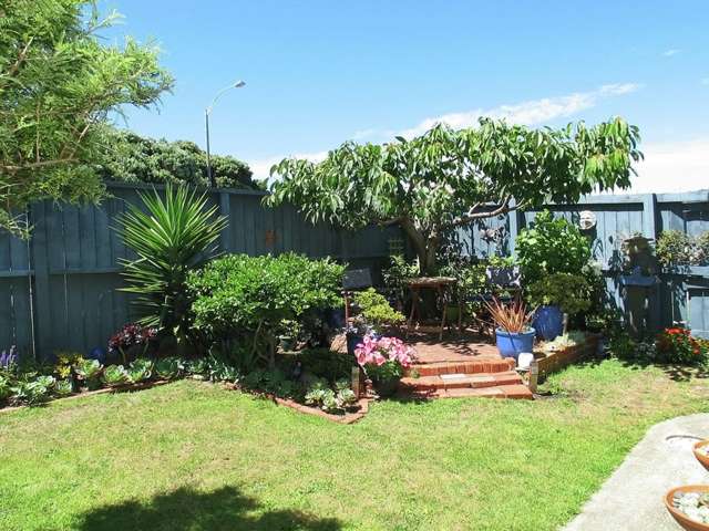 2 Toms Road Titahi Bay_2