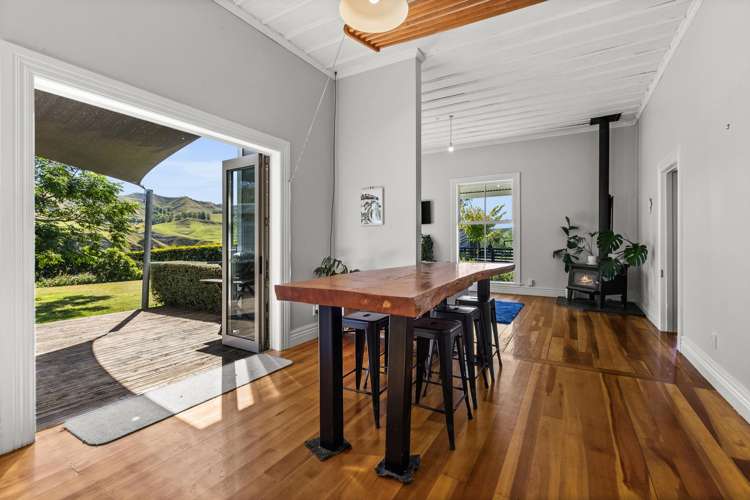 2033 Kahuranaki Road Kahuranaki_3