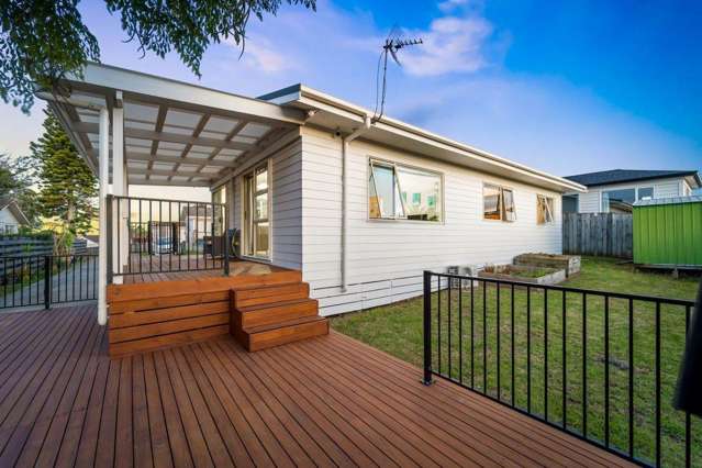 21A Sabot Place Massey_3