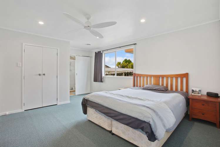 9 Newham Place Henderson_31