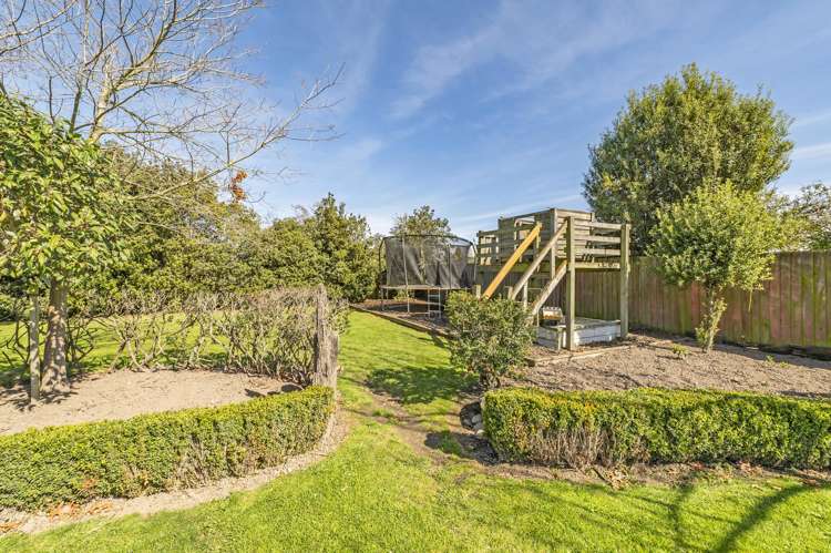 35 Leeston And Lake Road Leeston_28