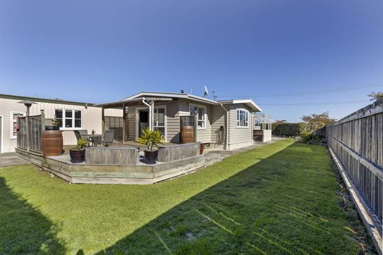 77 Redwood Street_1