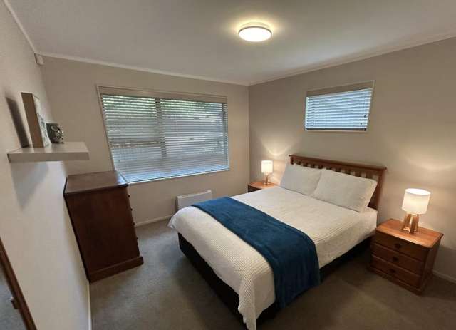 25 Galloway Crescent Farm Cove_4