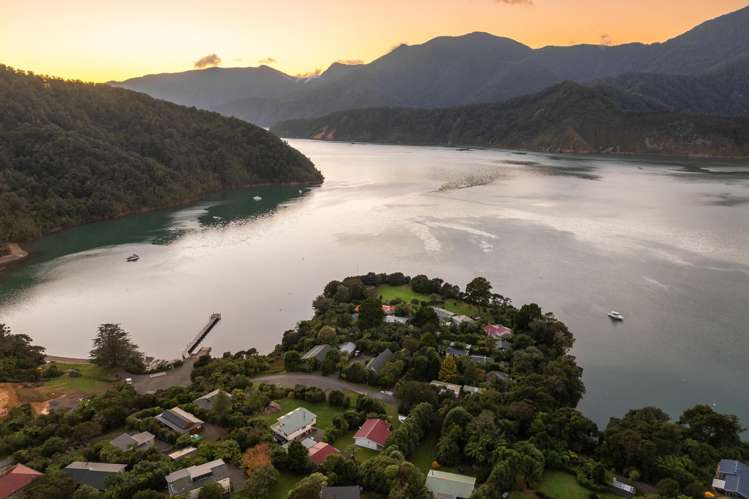 11 Kamahi Road Marlborough Sounds_18