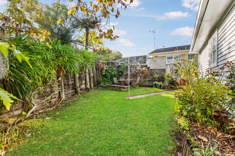 18 Quona Avenue Mount Roskill_14