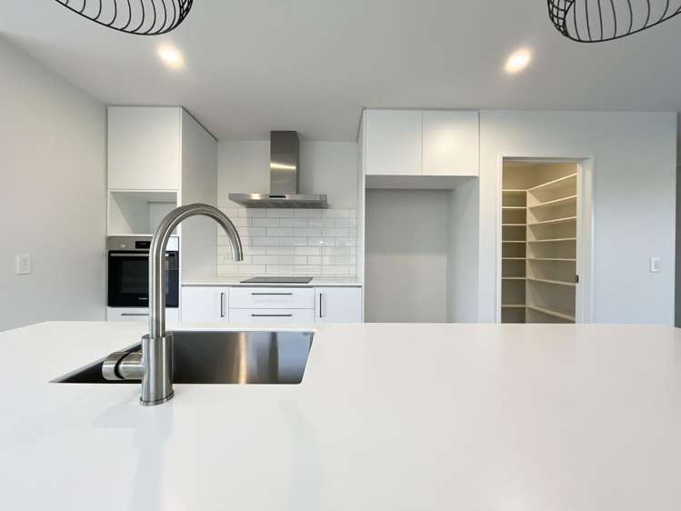 9 Robson Drive 1476_1