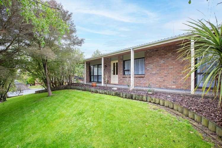 5 Marlowe Drive Leamington_22