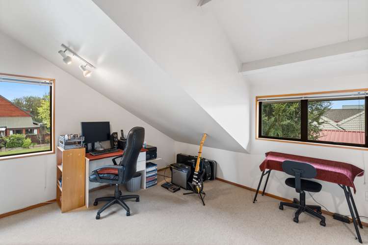 16 Roydon Drive Templeton_17