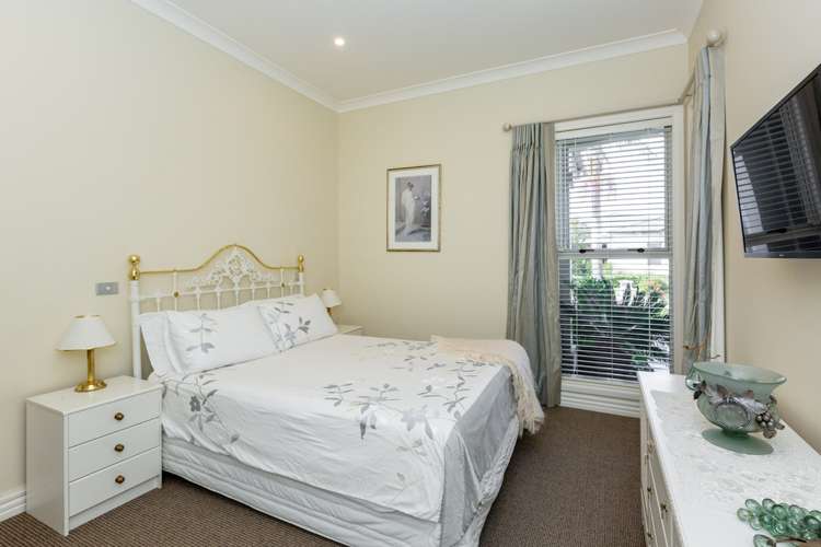 21 Hunter Drive Awatoto_14