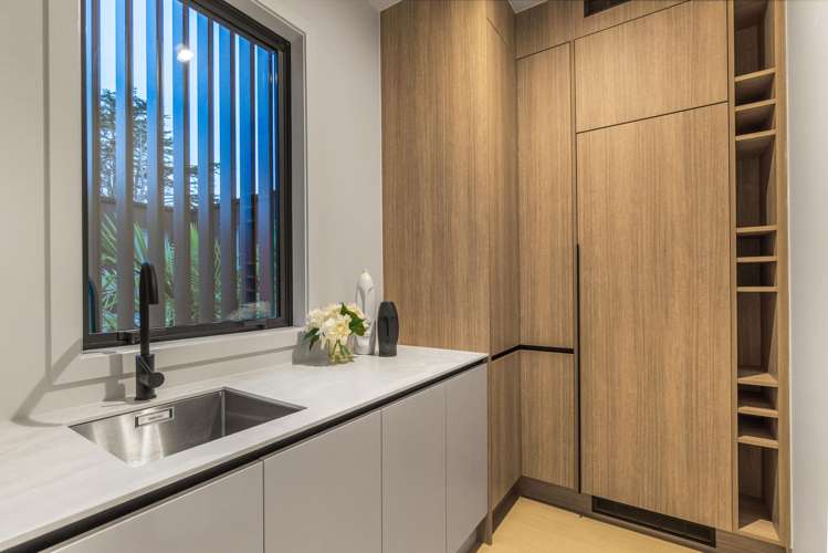 201C Hurstmere Road Takapuna_6