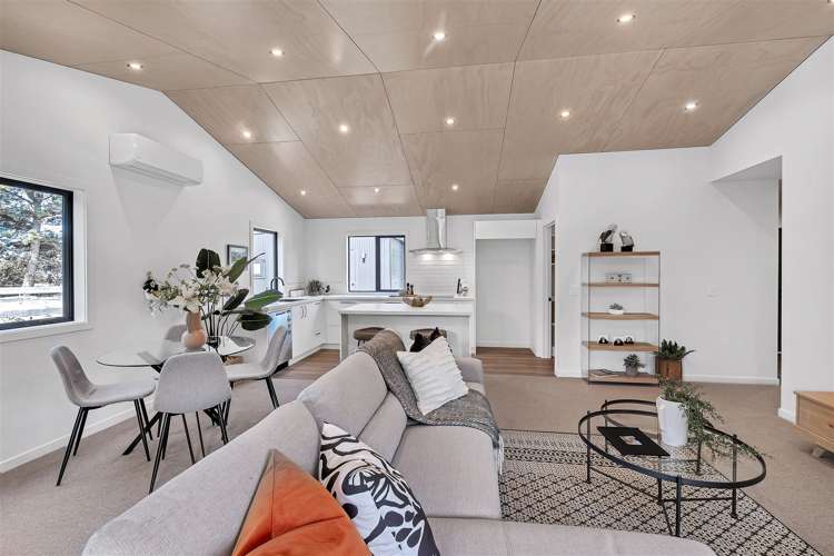 300 Two Chain Road Burnham_9