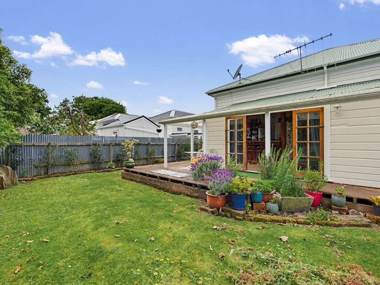 6 Liverpool Street Whanganui Central_24