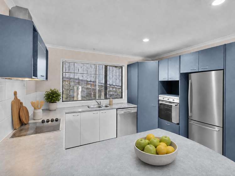 100 George Deane Place Greenhithe_5
