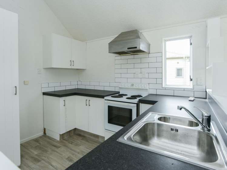 605 Oak Road Akina_1