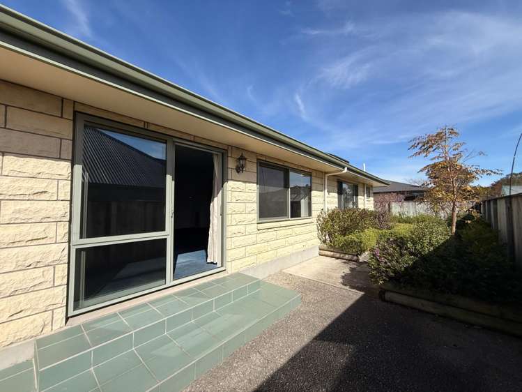 A/2 Lester Place Witherlea_9