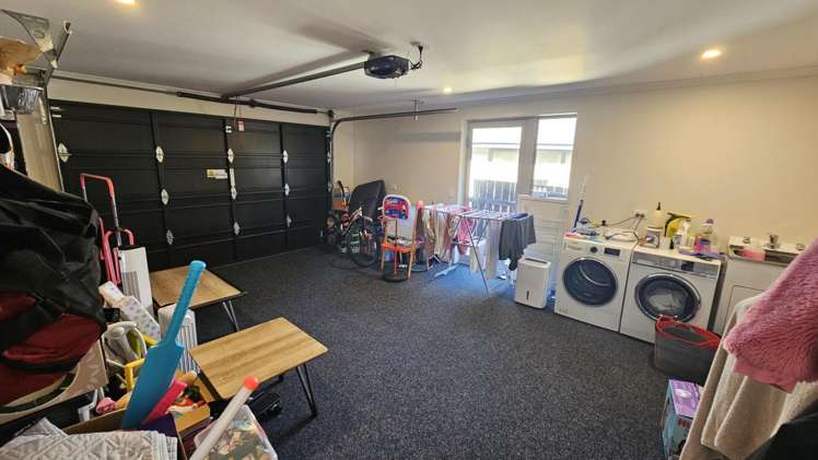 22a Heaphy Street Whalers Gate_13