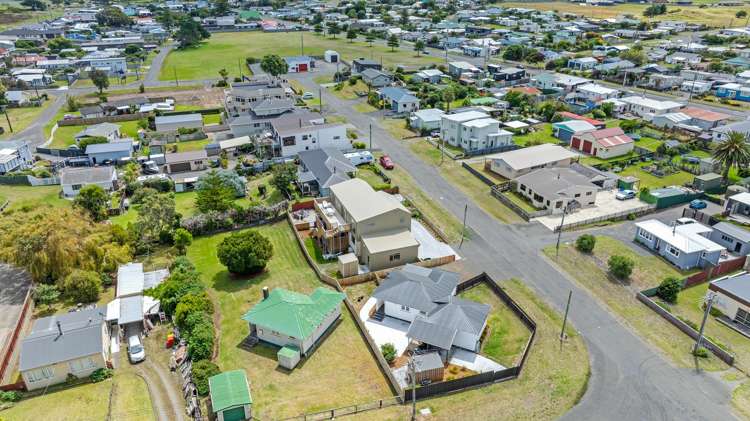 12A Roore Street Foxton Beach_21