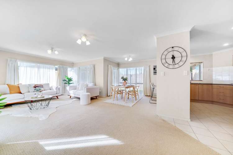 2 Longford Park Drive Takanini_16