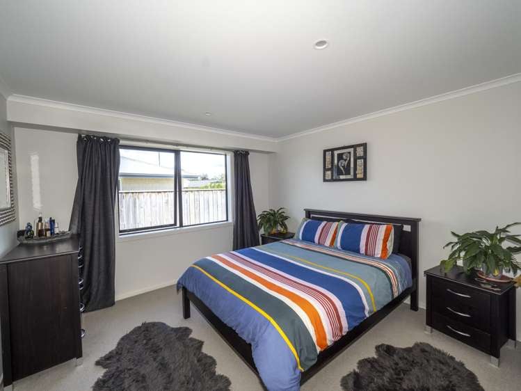 2 Tarata Grove Masterton_8