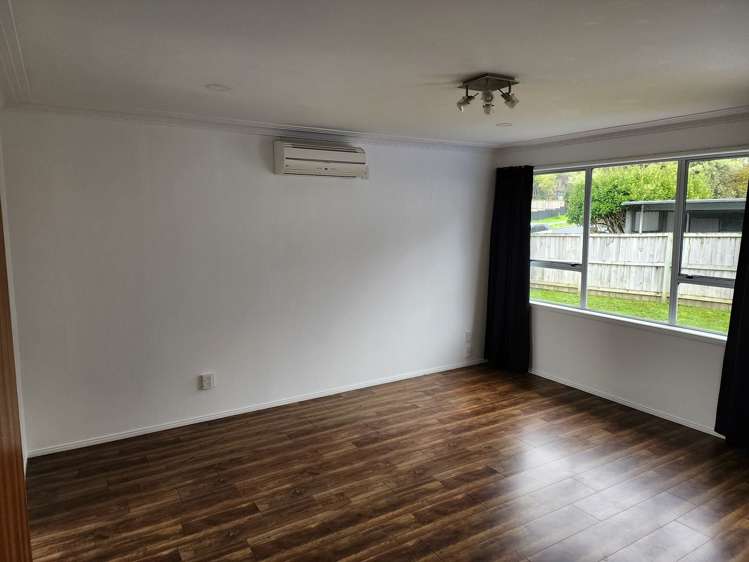 22 La Perouse Street Botany Downs_10