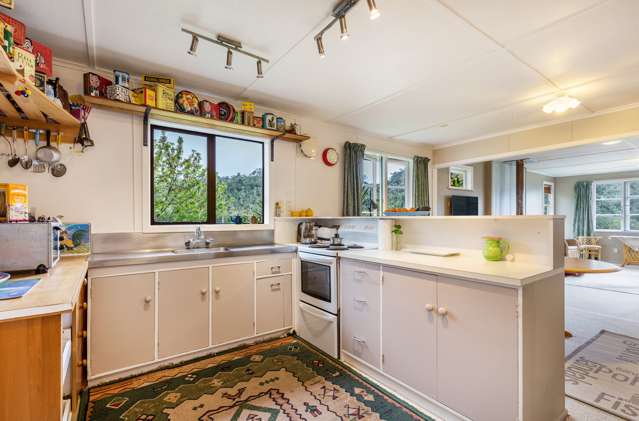 19 Poriwira Drive Kuratau_3