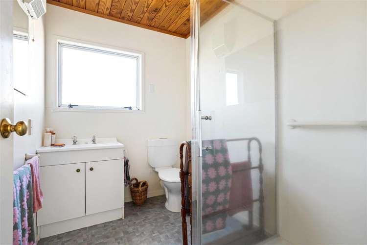 232 Rangi Ave Whangamata_18