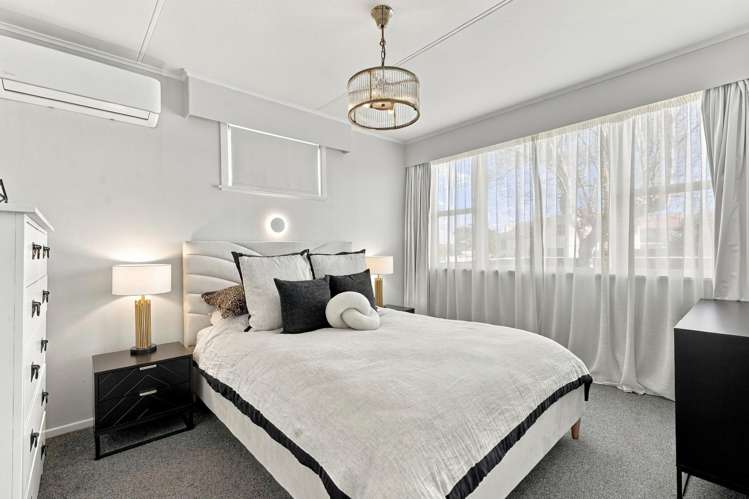 66 Devon Road Springvale_2