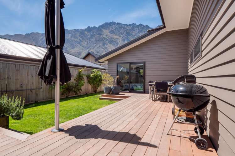 17 Howden Drive Jacks Point_7