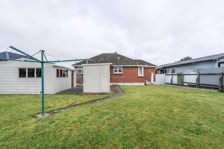 82 Saturn Street Strathern_15