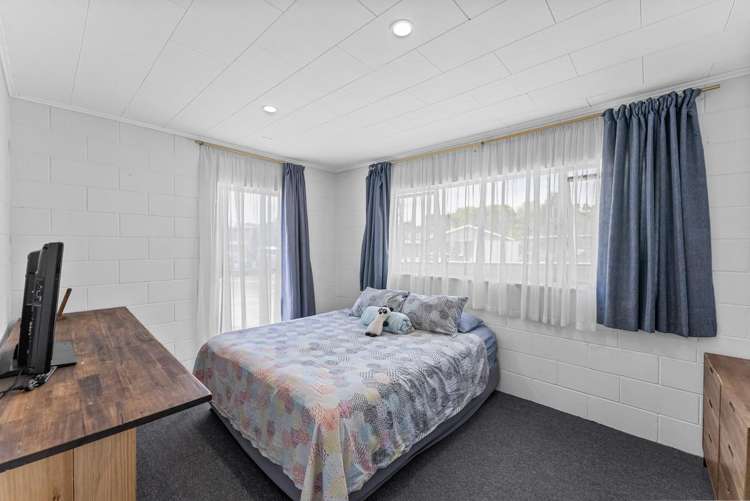 171 Parklands Avenue Bell Block_14