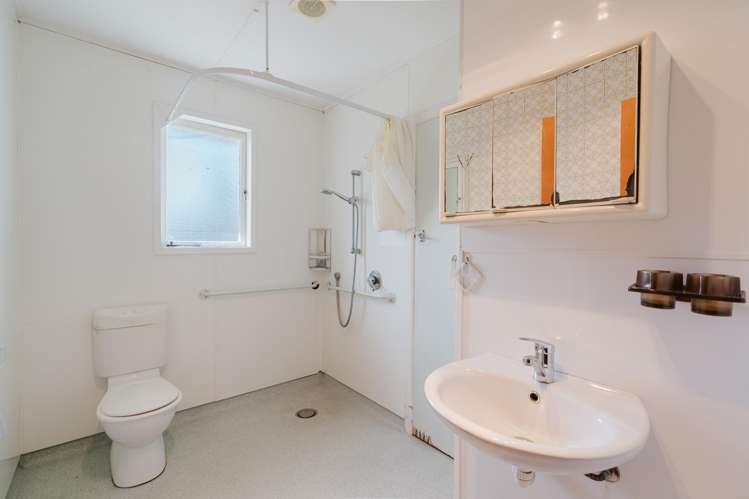 8 Dalesford Street Silverdale_7