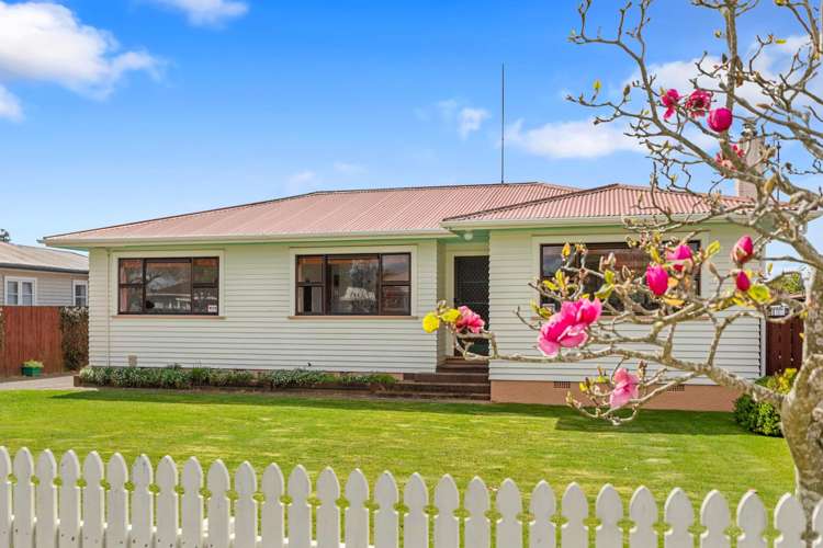 17 Emmett Street Greerton_17