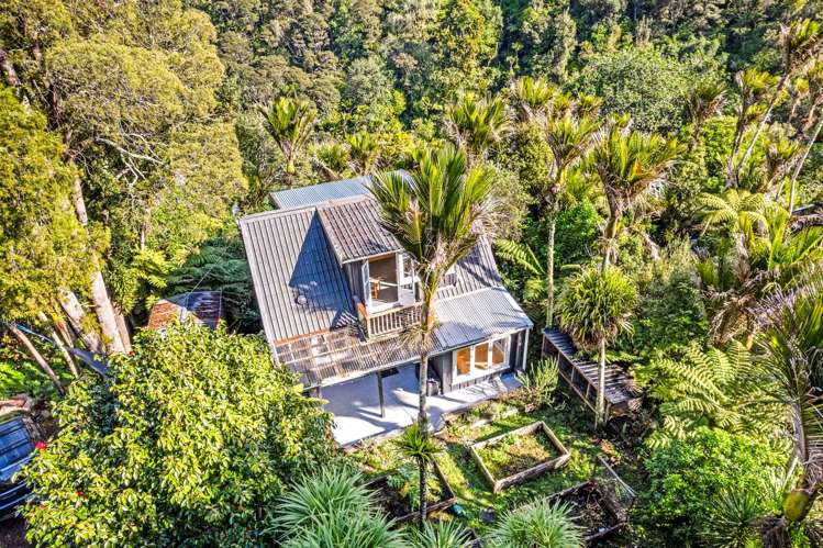 33 Tainui Road Titirangi_27