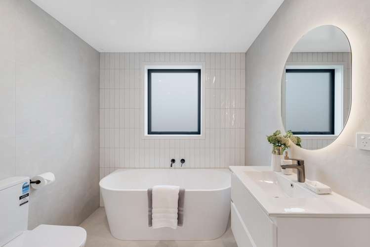 11A Damson Place Bucklands Beach_21