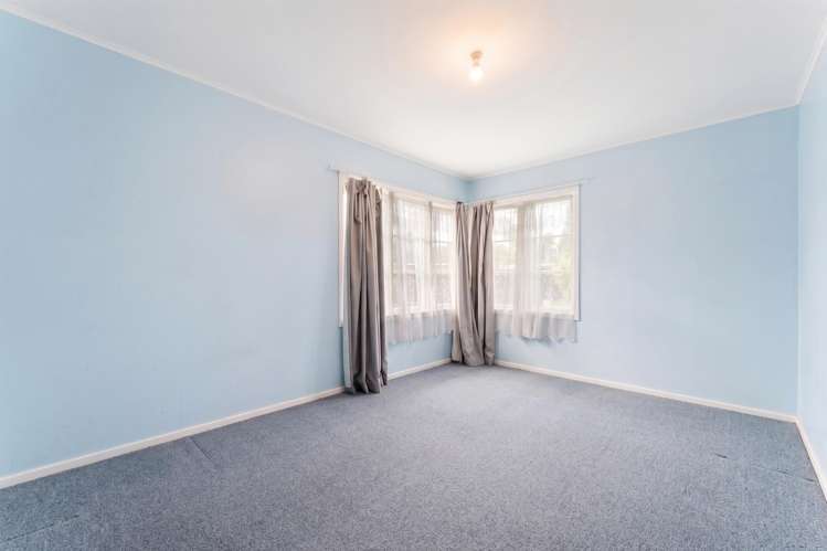 5 Holman Road Te Atatu Peninsula_9