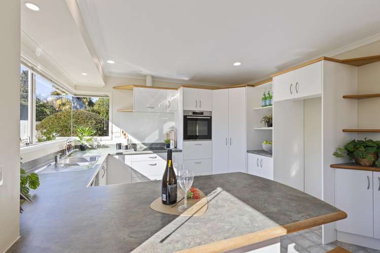 54 Roto Street Hurdon_6