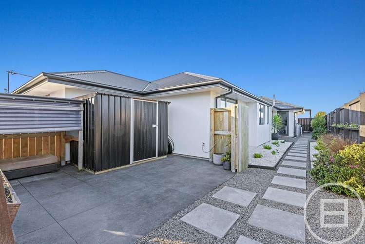 25 Vitalia Crescent Lincoln_19