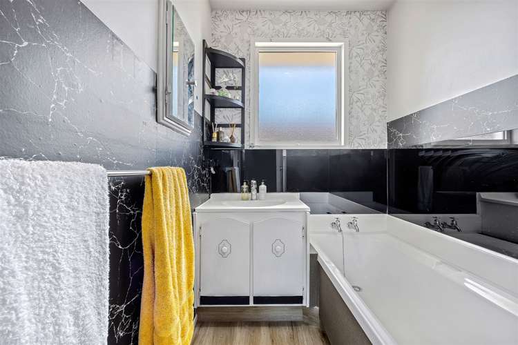 1/247 Waterloo Road Hornby_9