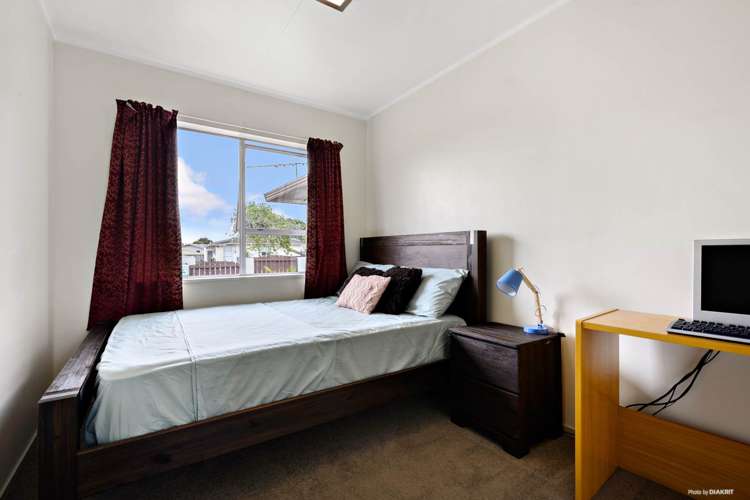 17 Helms Place Manurewa_7