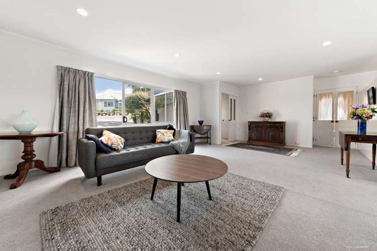 18/10 Gerard Way Saint Johns_7