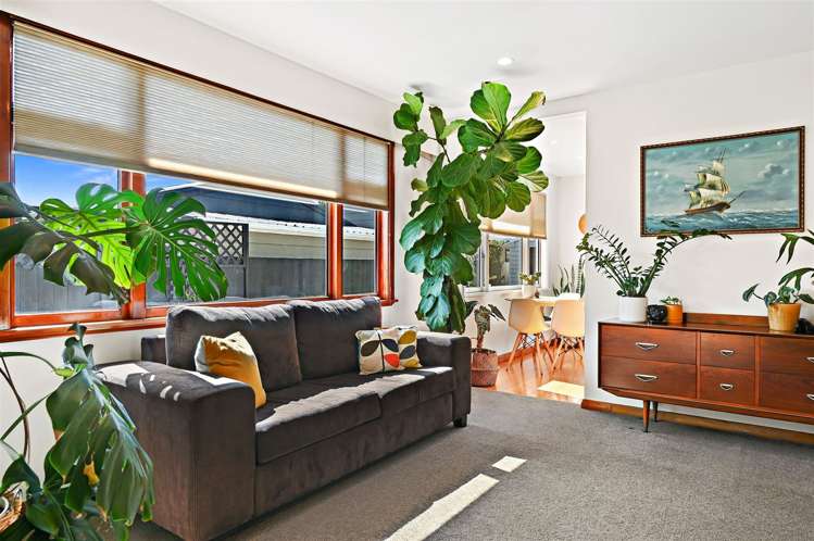 269 Estuary Road South New Brighton_10