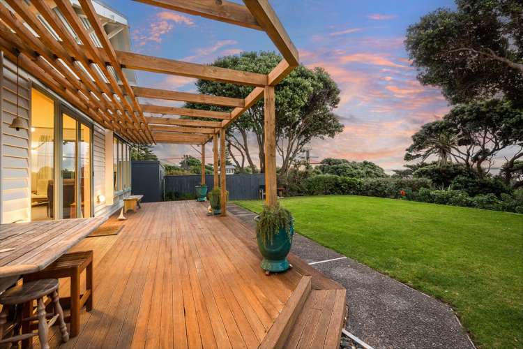137 Wellington Road Paekakariki_21