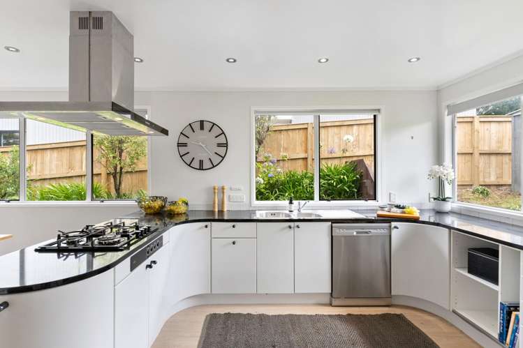 4 Bain Place Bucklands Beach_10