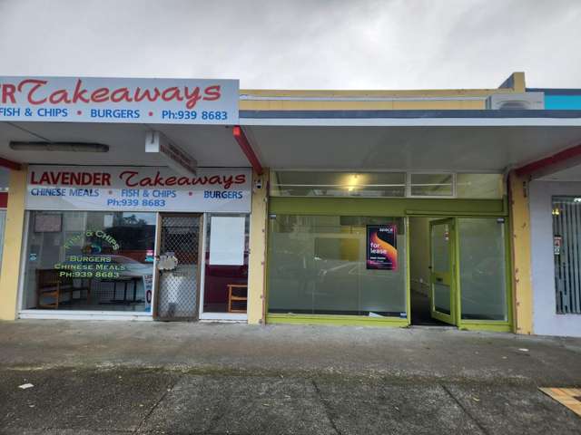 Retail shop in Epuni