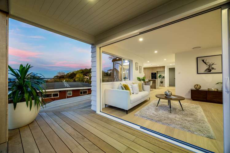 3/3 Galaxy Drive Mairangi Bay_7